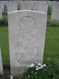 Etaples Military Cemetery - Allen, Thomas Lambert